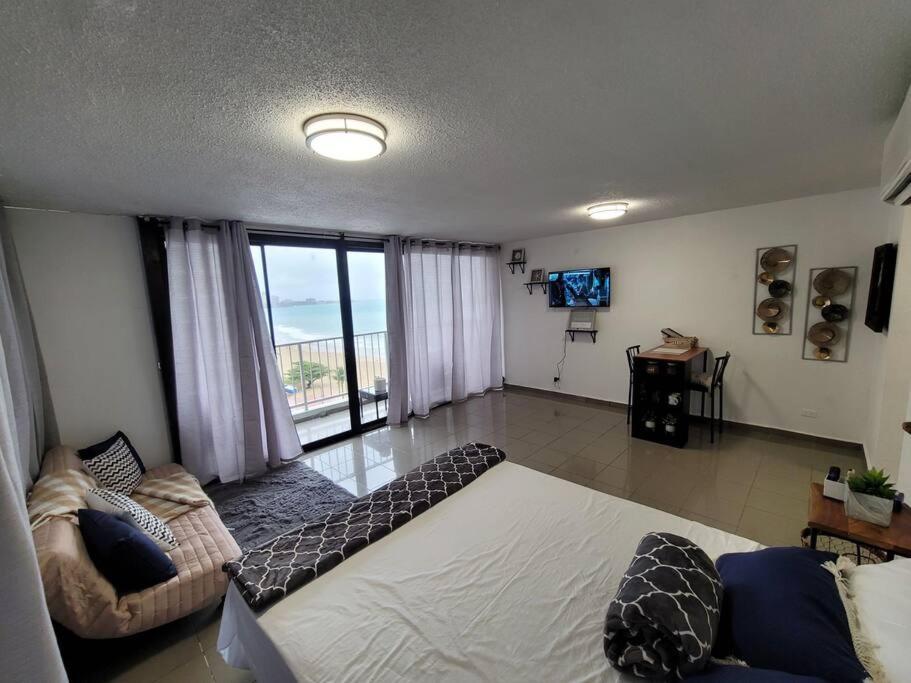 Coral Beach Studio W/ Ocean View San Juan Exterior photo